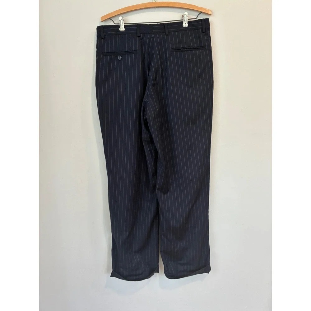 Jos A Bank Mens Gray Pinstripe Wool/ Cashmere Blend Suit,‎ 41R Jacket,35 R Pants